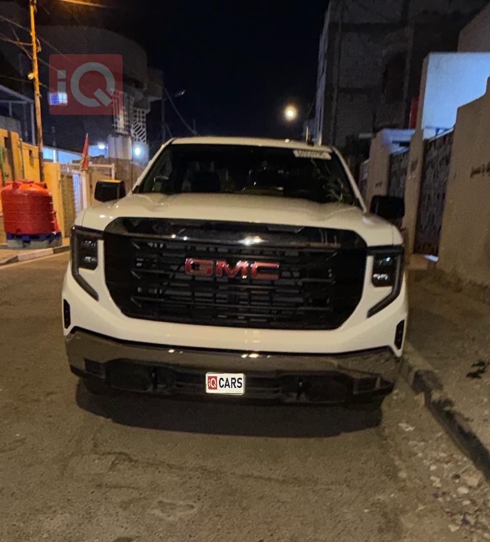GMC Sierra